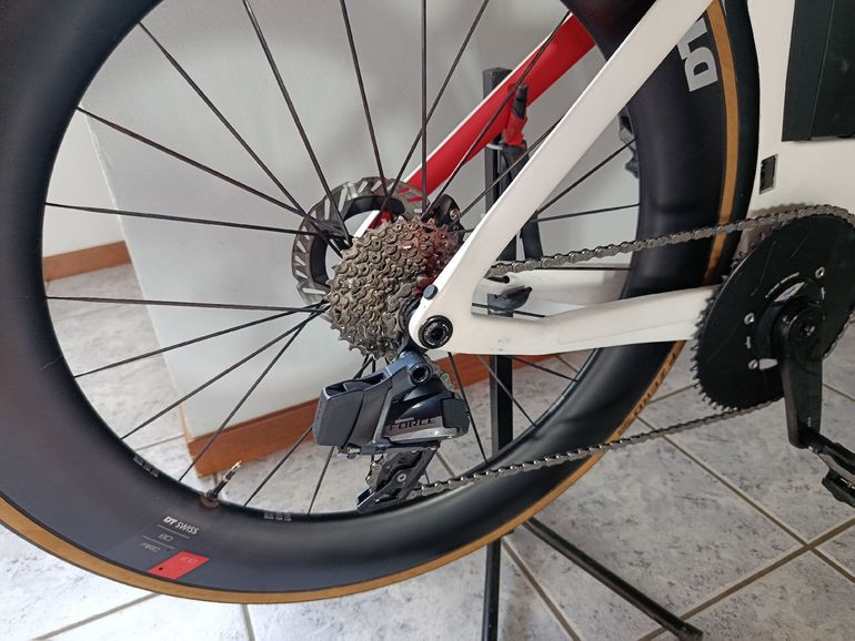 Used AVENGER AVENGER Custom SRAM Force eTap AXS 2025 Road & Gravel, White — image 2 of 5