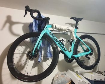 Used Bianchi Aria Disc 105 2019 2019 Road & Gravel, Blue — image 5 of 6