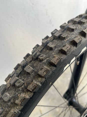 Used Scott Genius 940 2025 2025 Mountainbike, Light Gray, 29 — image 15 of 21