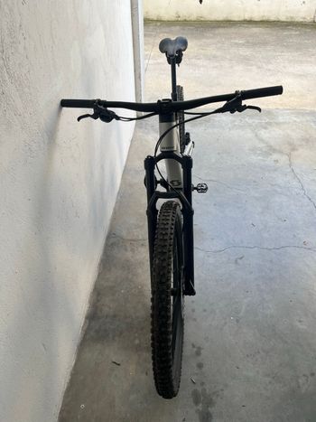 Used Scott Genius 940 2025 2025 Mountainbike, Light Gray, 29 — image 7 of 21