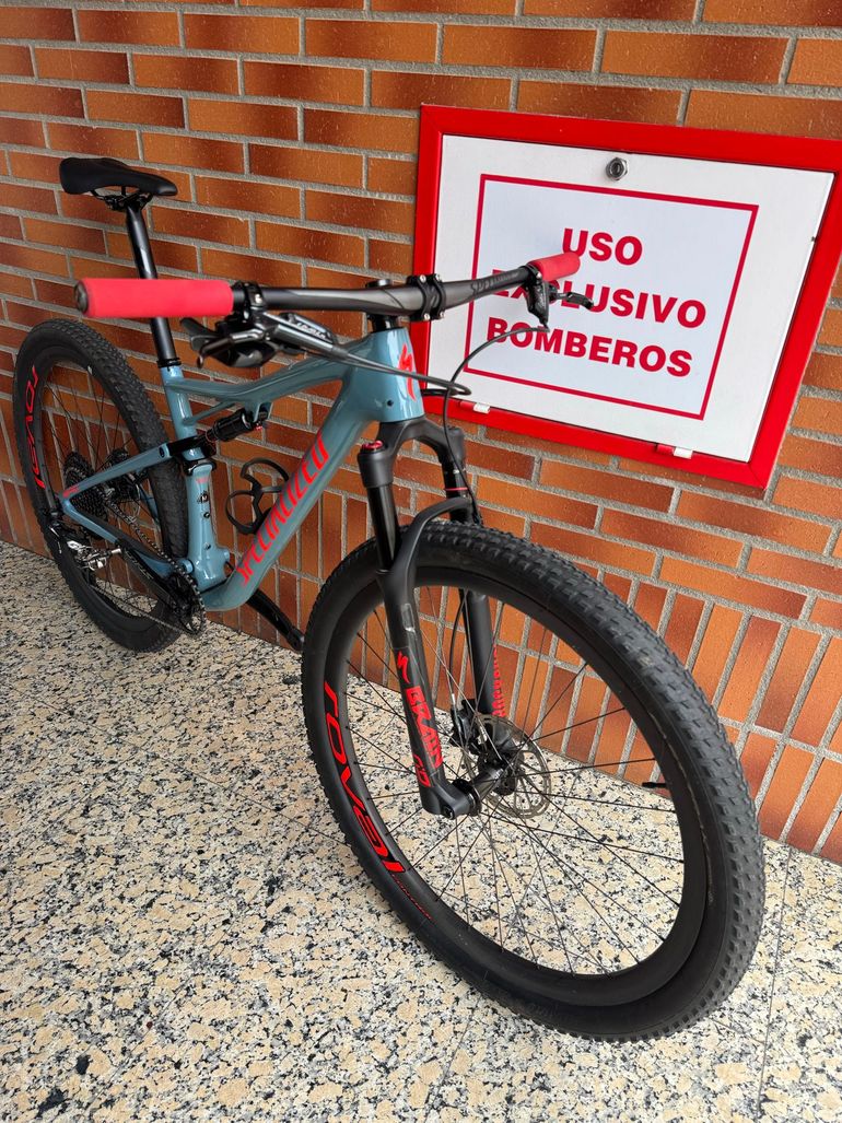 Used Specialized Men's Epic Expert 2019 2019 Mountainbike — image 9 of 9