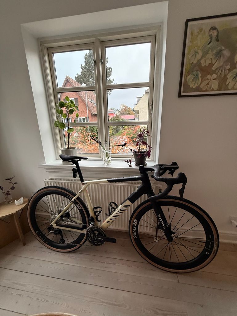 Used Canyon Grail CFR Di2 2026 2026 Road & Gravel, Black — image 2 of 5