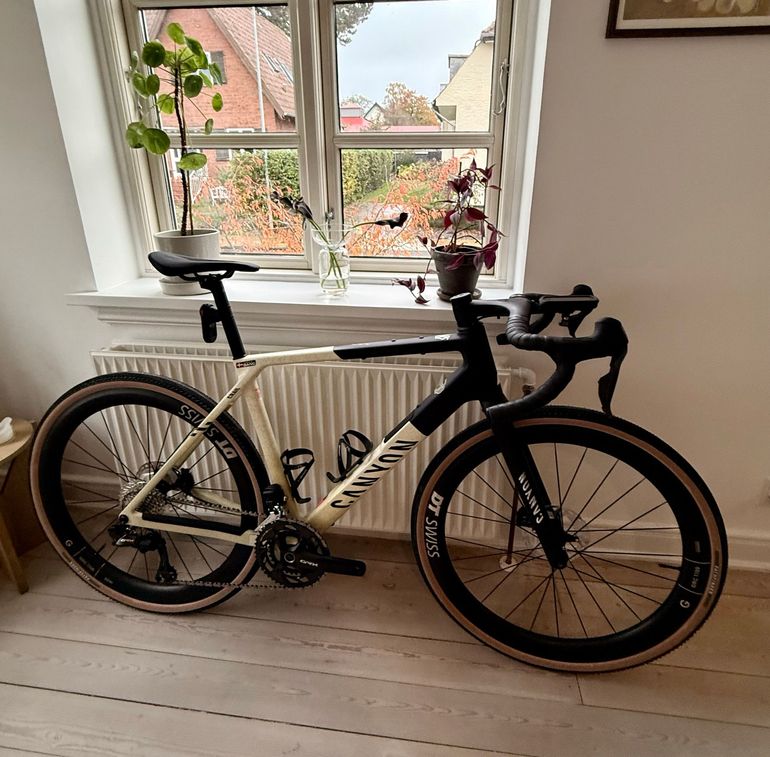 Used Canyon Grail CFR Di2 2026 2026 Road & Gravel, Black — image 1 of 5