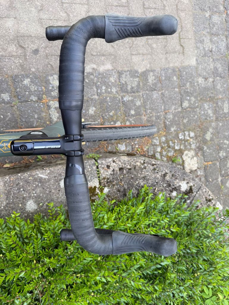 Used Kross ESKER RS 1.0 2025 2025 Road & Gravel — image 5 of 21