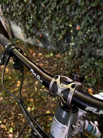 Marin Rift Zone 29 1 2022 2022 Mountainbike usato, Nero — immagine 5 di 22