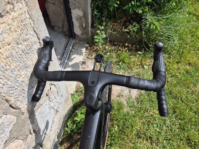 Used Canyon Grail CF SLX 8 Di2 2024 2024 Road & Gravel, Green — image 3 of 4
