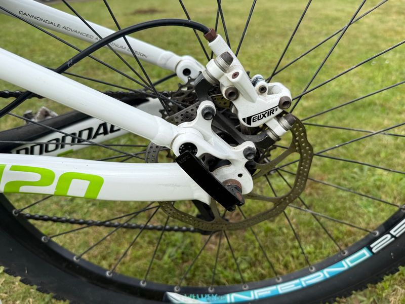 Used Cannondale Custom Shimano 105 2011 Mountainbike, White — image 7 of 10