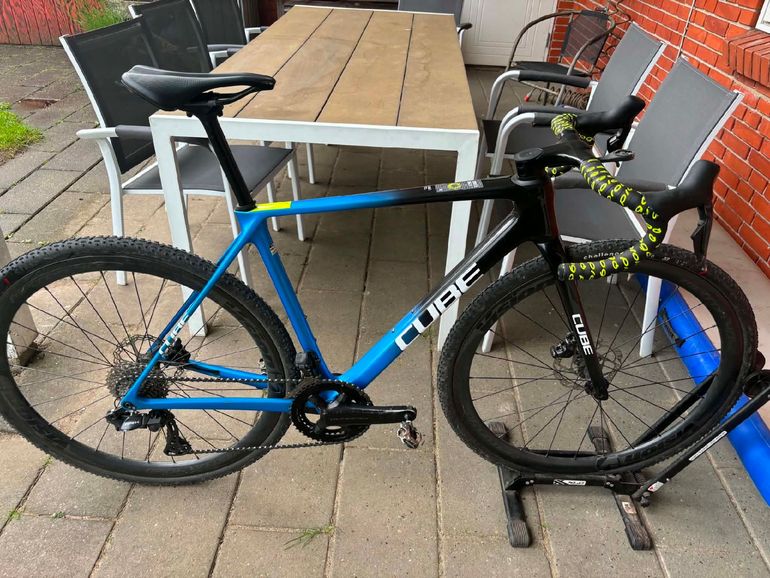 Used CUBE CROSS RACE C:68X, TE 2025 2025 Road & Gravel, Blue — image 1 of 11