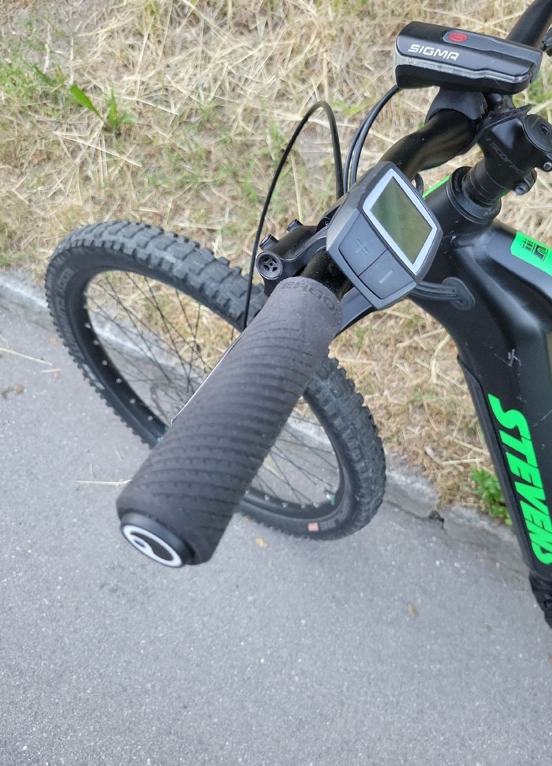 Použité Stevens E-Maverick 2020 2020 Mountainbike — obrázek 12 z 16