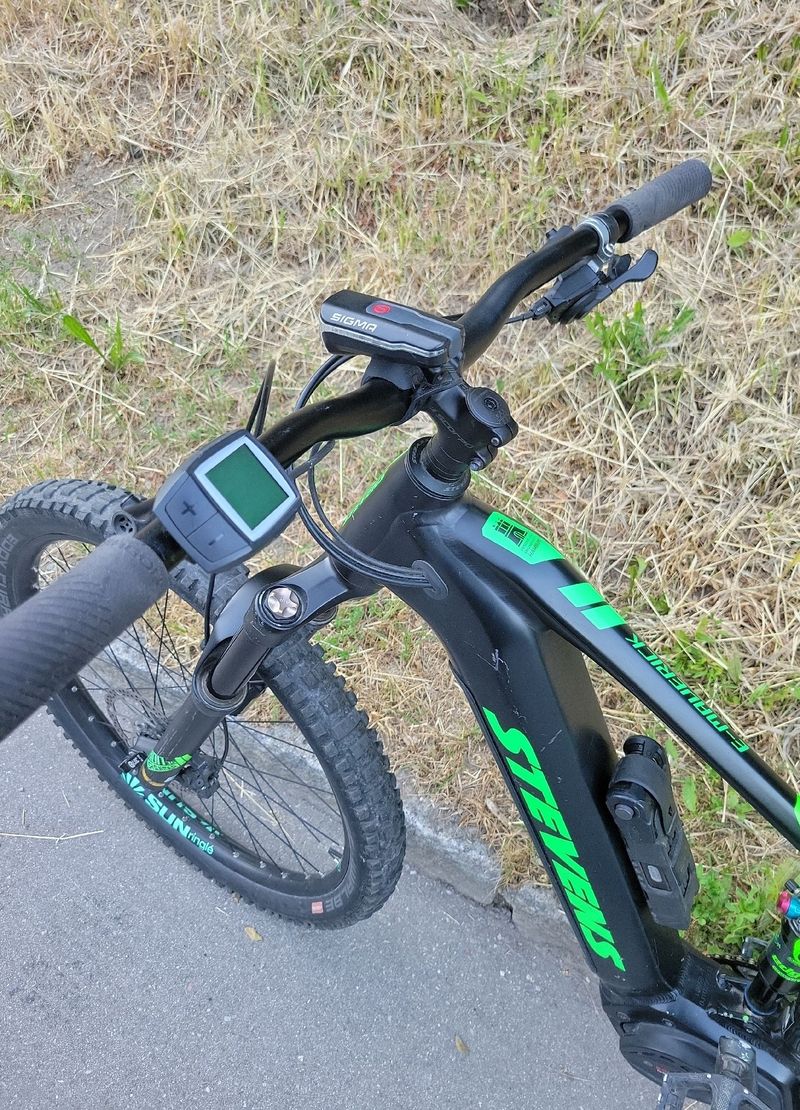 Použité Stevens E-Maverick 2020 2020 Mountainbike — obrázek 3 z 16