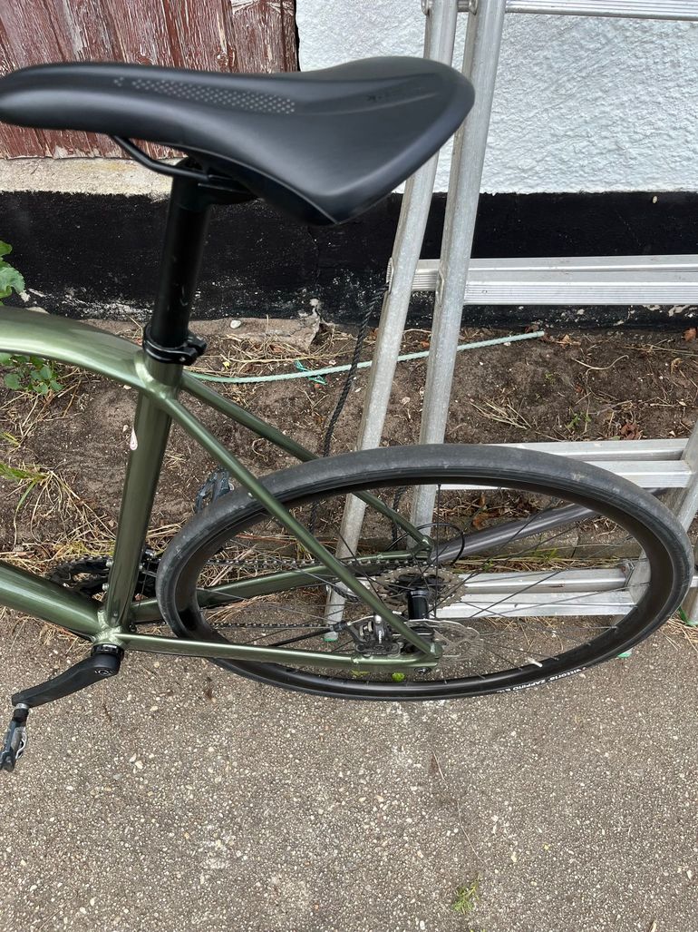 Used Orbea AVANT H30-D 2021 2021 Road & Gravel, Verde — image 6 of 7
