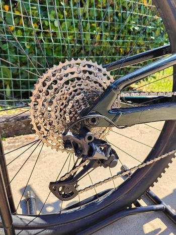 Used Scott Spark 930 2024 2024 Mountainbike, Green, 29 — image 3 of 10