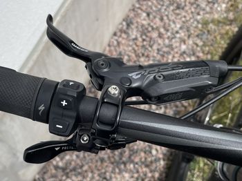 Used Specialized Turbo Kenevo Expert 2021 2021 Mountainbike, Black — image 7 of 35