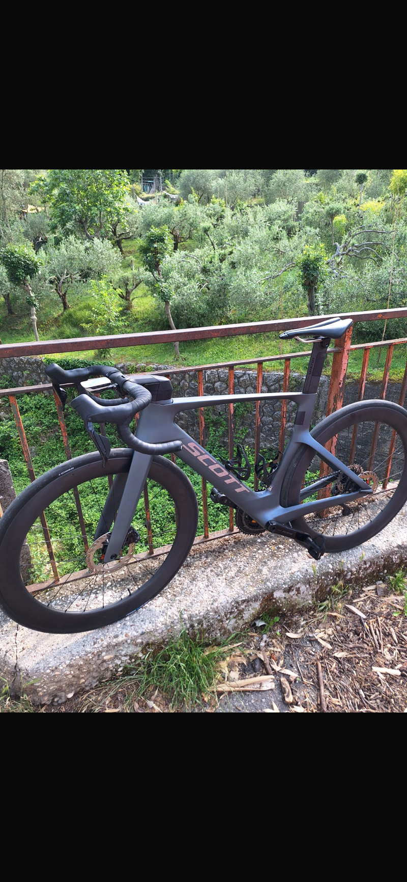 Použité Scott foil rc Custom Shimano 105 2026 Road & Gravel — obrázek 6 z 10