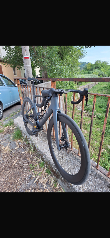 Použité Scott foil rc Custom Shimano 105 2026 Road & Gravel — obrázek 5 z 10