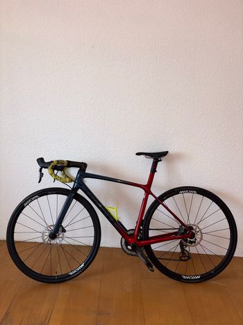 Used Giant TCR Advanced SL 1 Disc 2021 2021 Road & Gravel — image 2 of 6