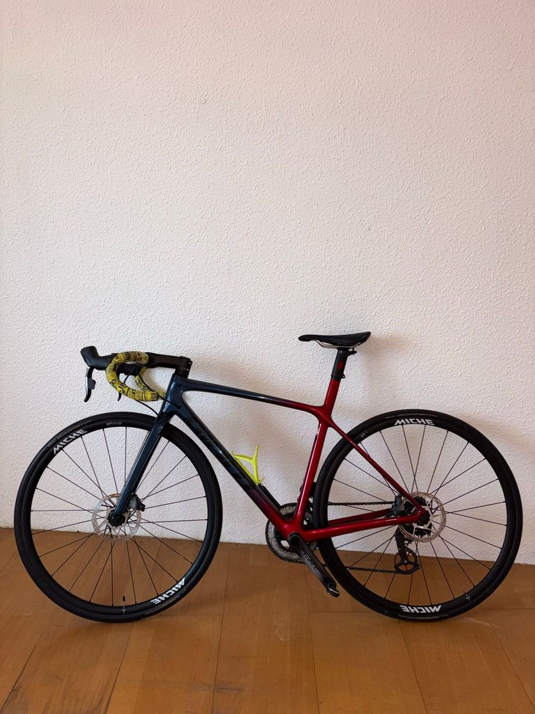 Used Giant TCR Advanced SL 1 Disc 2021 2021 Road & Gravel — image 2 of 6
