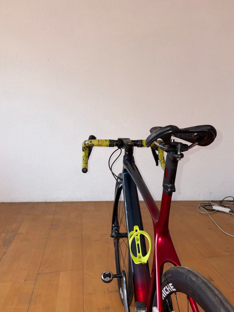 Used Giant TCR Advanced SL 1 Disc 2021 2021 Road & Gravel — image 5 of 6