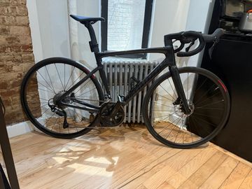 Used Specialized Tarmac SL7 Sport - Shimano 105 2026 2026 Road & Gravel