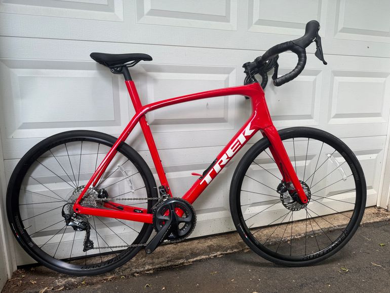 Used Trek Domane SL 6 2021 2021 Road & Gravel, Red — image 14 of 15