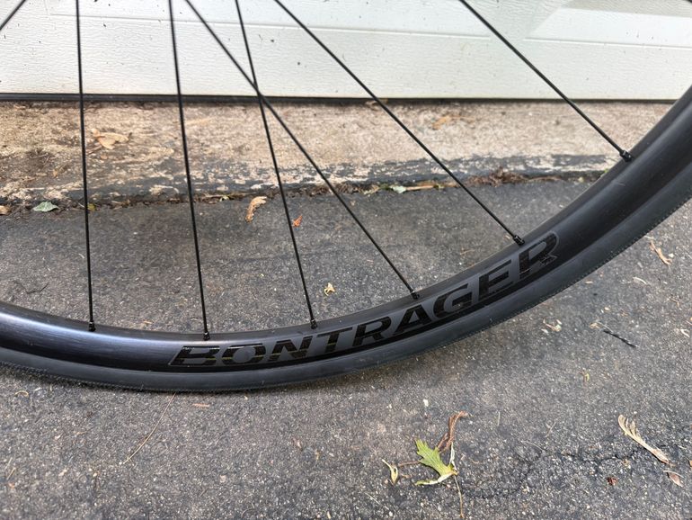 Used Trek Domane SL 6 2021 2021 Road & Gravel, Red — image 12 of 15
