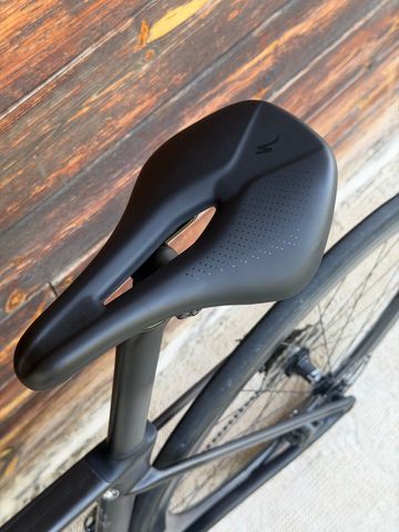 Used Specialized Roubaix Comp 2022 2022 Road & Gravel, Black — image 12 of 19