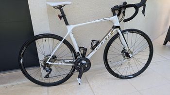 Used Giant TCR Advanced 1 Disc KOM 2019 2019 Road & Gravel
