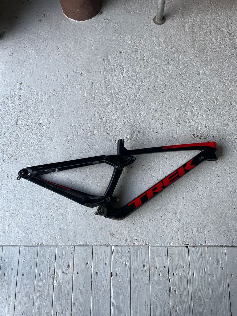 Used Trek Remedy 9.9 Race Shop Limited 2017 Frameset 2017 Mountainbike, Schwarz, 27.5 — image 1 of 13
