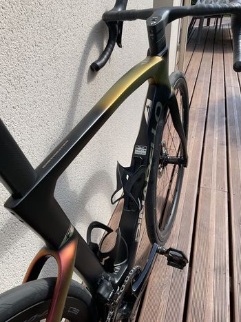 Used Pinarello DOGMA F DURA ACE Di2 2025 2025 Road & Gravel, Black — image 9 of 17