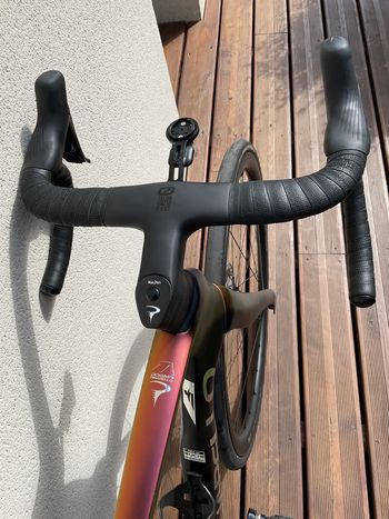 Used Pinarello DOGMA F DURA ACE Di2 2025 2025 Road & Gravel, Black — image 6 of 17
