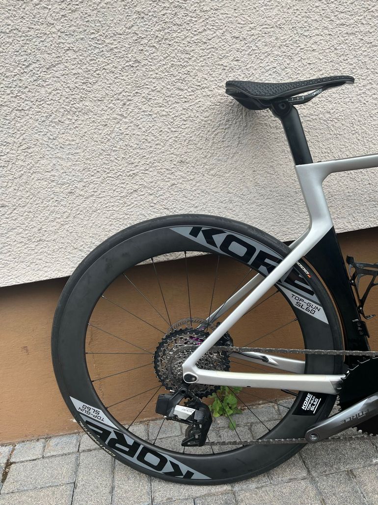 Used Canyon Aeroad CF SL Disc 8.0 ETAP 2020 2020 Road & Gravel, White — image 4 of 17