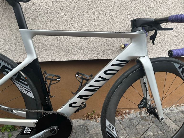 Used Canyon Aeroad CF SL Disc 8.0 ETAP 2020 2020 Road & Gravel, White — image 2 of 17