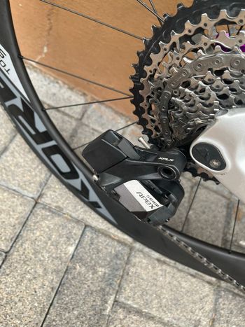 Used Canyon Aeroad CF SL Disc 8.0 ETAP 2020 2020 Road & Gravel, White — image 12 of 17