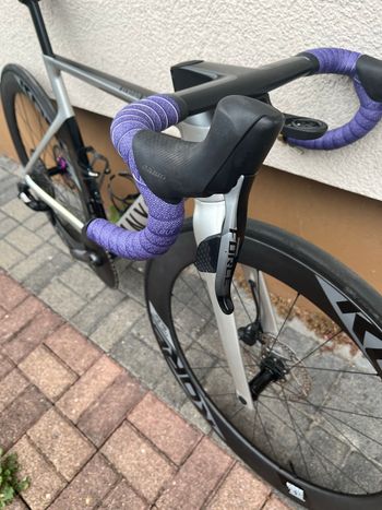 Used Canyon Aeroad CF SL Disc 8.0 ETAP 2020 2020 Road & Gravel, White — image 8 of 17