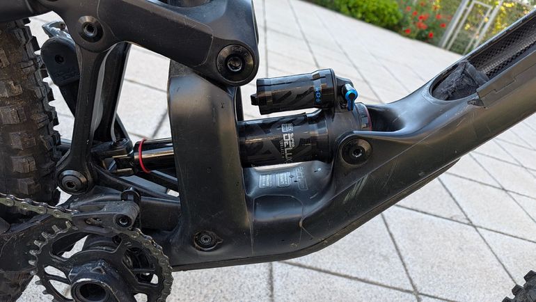 Used Specialized Enduro Comp 2020 2020 Mountainbike — image 6 of 10
