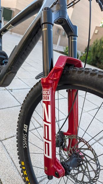 Used Specialized Enduro Comp 2020 2020 Mountainbike — image 3 of 10