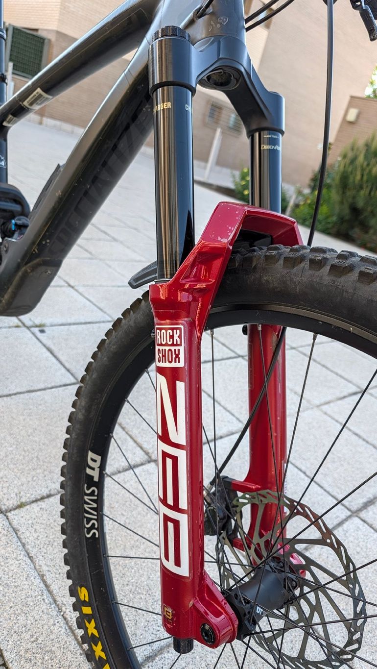 Used Specialized Enduro Comp 2020 2020 Mountainbike — image 3 of 10