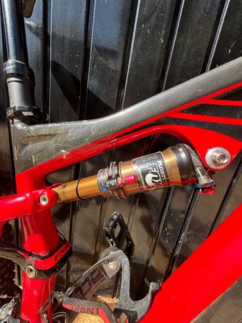 Used Specialized Camber FSR PRO Carbon 2013 2013 Mountainbike — image 5 of 9