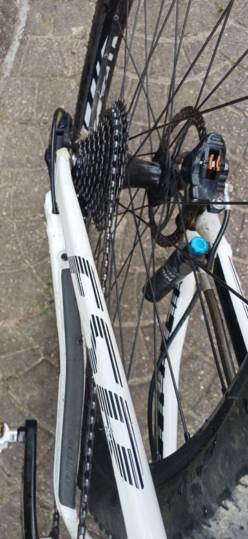 Used Specialized Epic Comp Carbon 29 2014 2014 Mountainbike, White, 29 — image 2 of 4