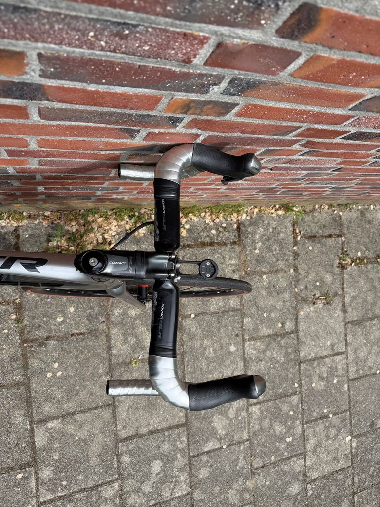 Used Giant TCR Advanced Pro 0 Disc 2021 2021 Road & Gravel — image 5 of 10