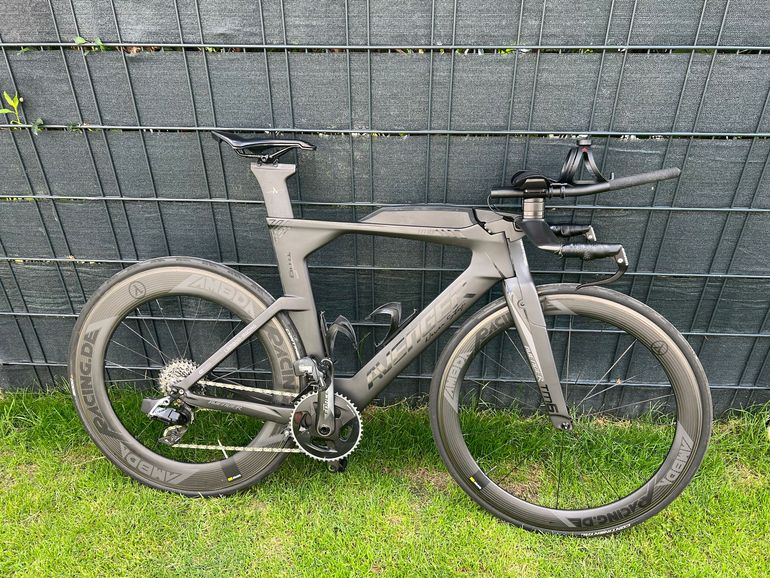 Used Lambda Racing Lambda Racing Custom SRAM Red eTap AXS 2019 Road & Gravel, Black — image 1 of 6