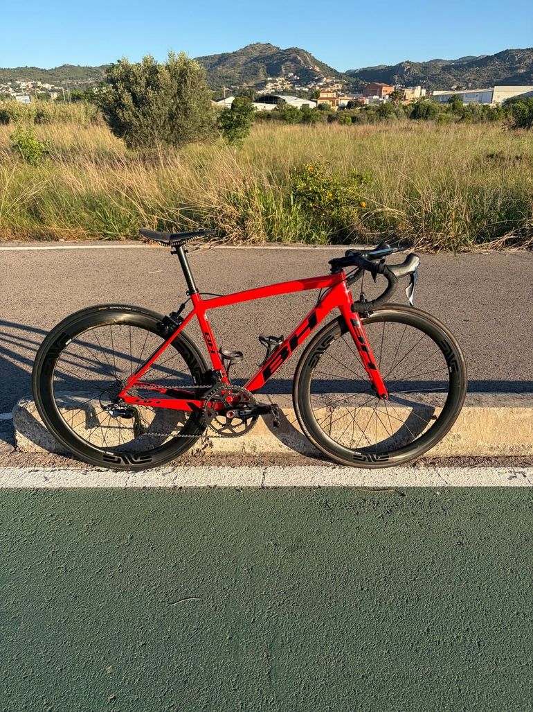 Used BH Ultralight 2018 2018 Road & Gravel, Rosso — image 1 of 8