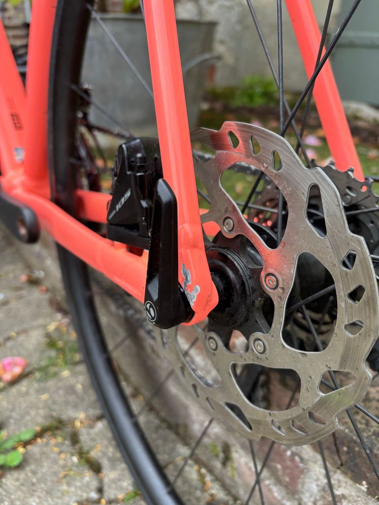 Used Trek Émonda ALR 5 2024 2024 Road & Gravel, Blau — image 8 of 10
