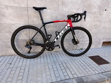 Trek Emonda Shimano Ultegra Di2 (12 Speed) 2023 Road & Gravel usato