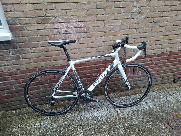 Used Giant Giant TCR 0 2015 Road & Gravel — image 1 of 9