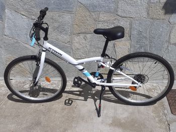 Used B Twin 100 Youth — image 2 of 3