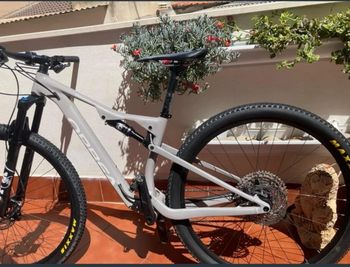 Used Orbea OIZ H30 2021 2021 Mountainbike — image 9 of 9