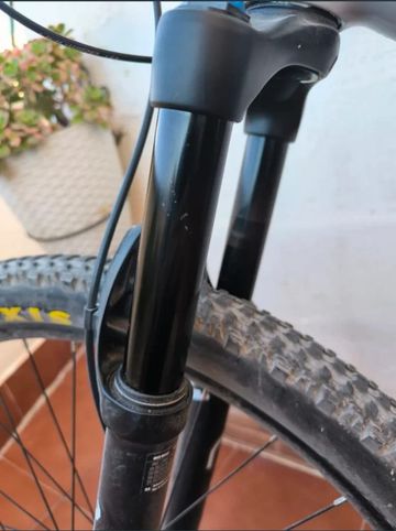 Orbea OIZ H30 2021 2021 Mountainbike usato, Grigio chiaro — immagine 8 di 9