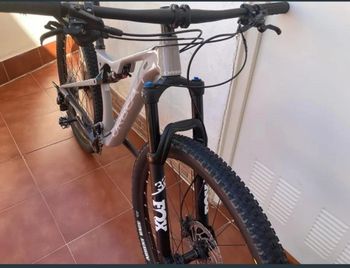 Used Orbea OIZ H30 2021 2021 Mountainbike — image 4 of 9