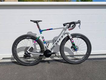 Used Scott Addict Gravel RC 2025 2025 Route & Gravel